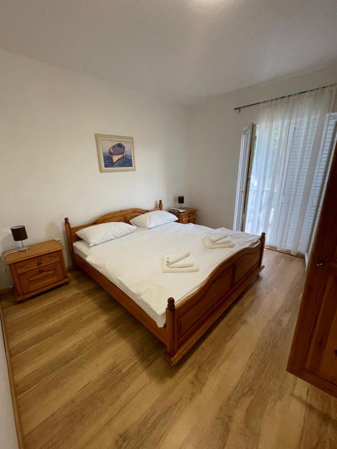 Holiday Home “Marko” With Heated Pool! Nin Exterior photo