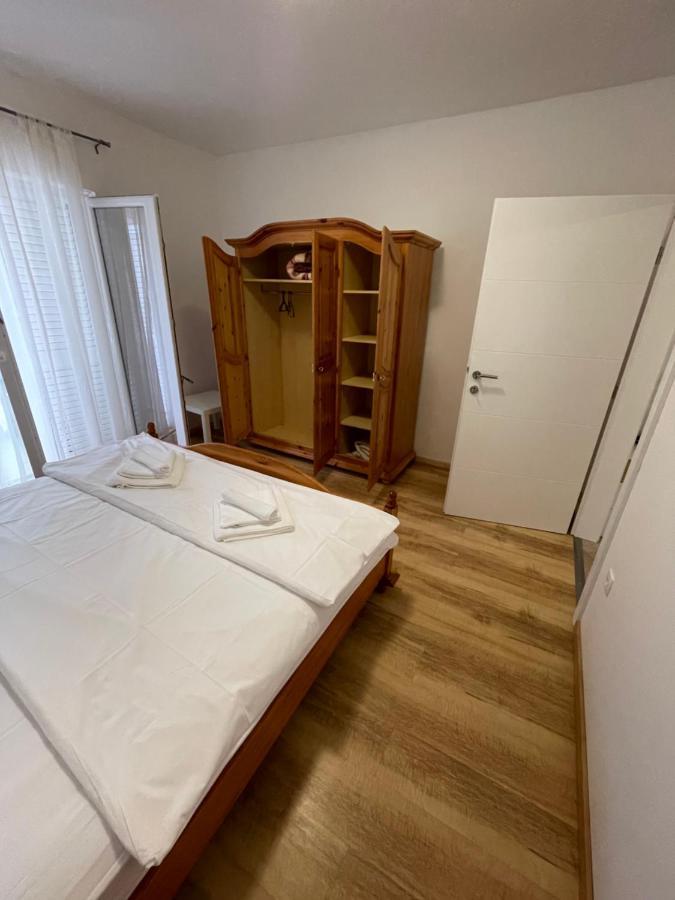 Holiday Home “Marko” With Heated Pool! Nin Exterior photo